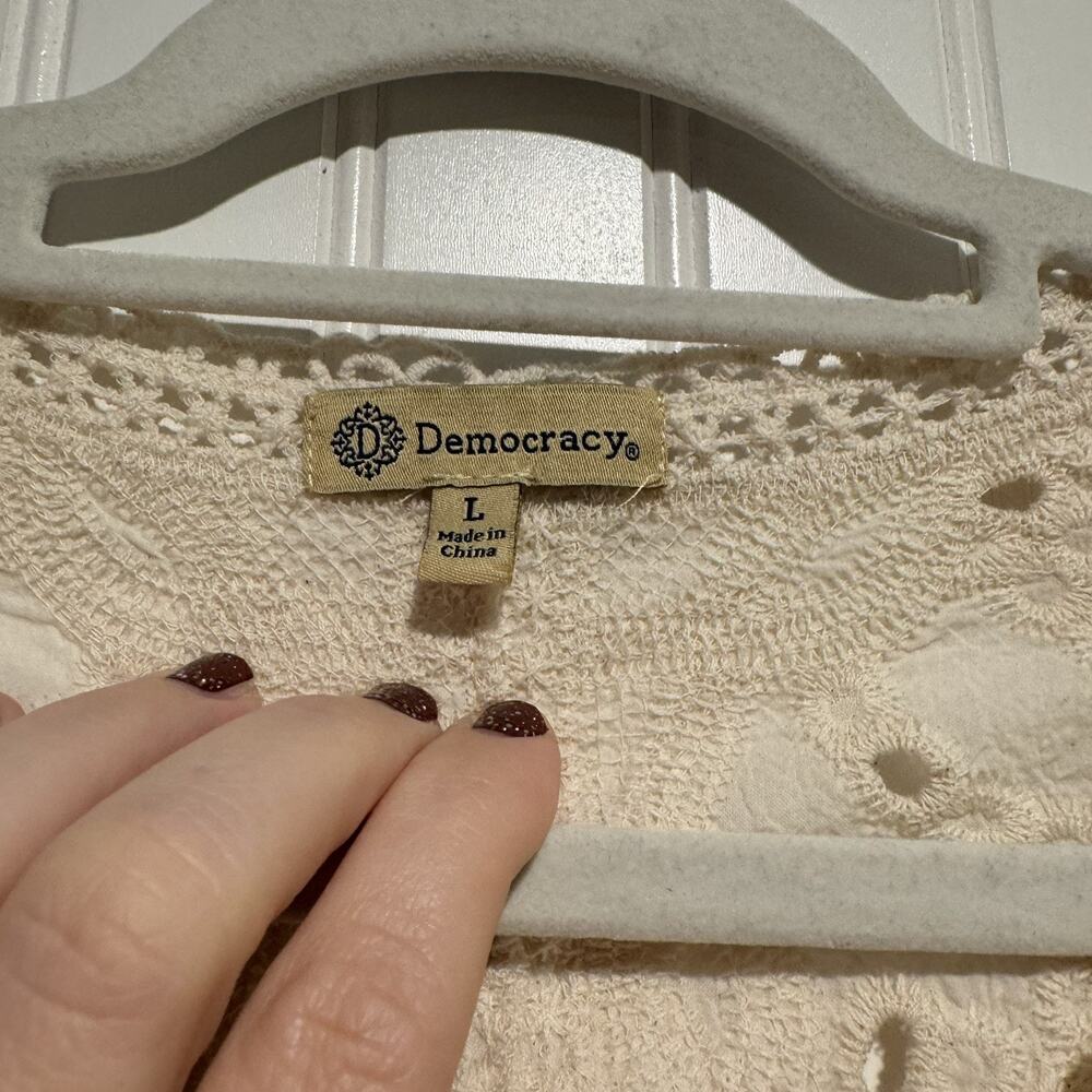 Democracy Cream Lace Tie Front Top Cotton Size Large - Picture 5 of 7